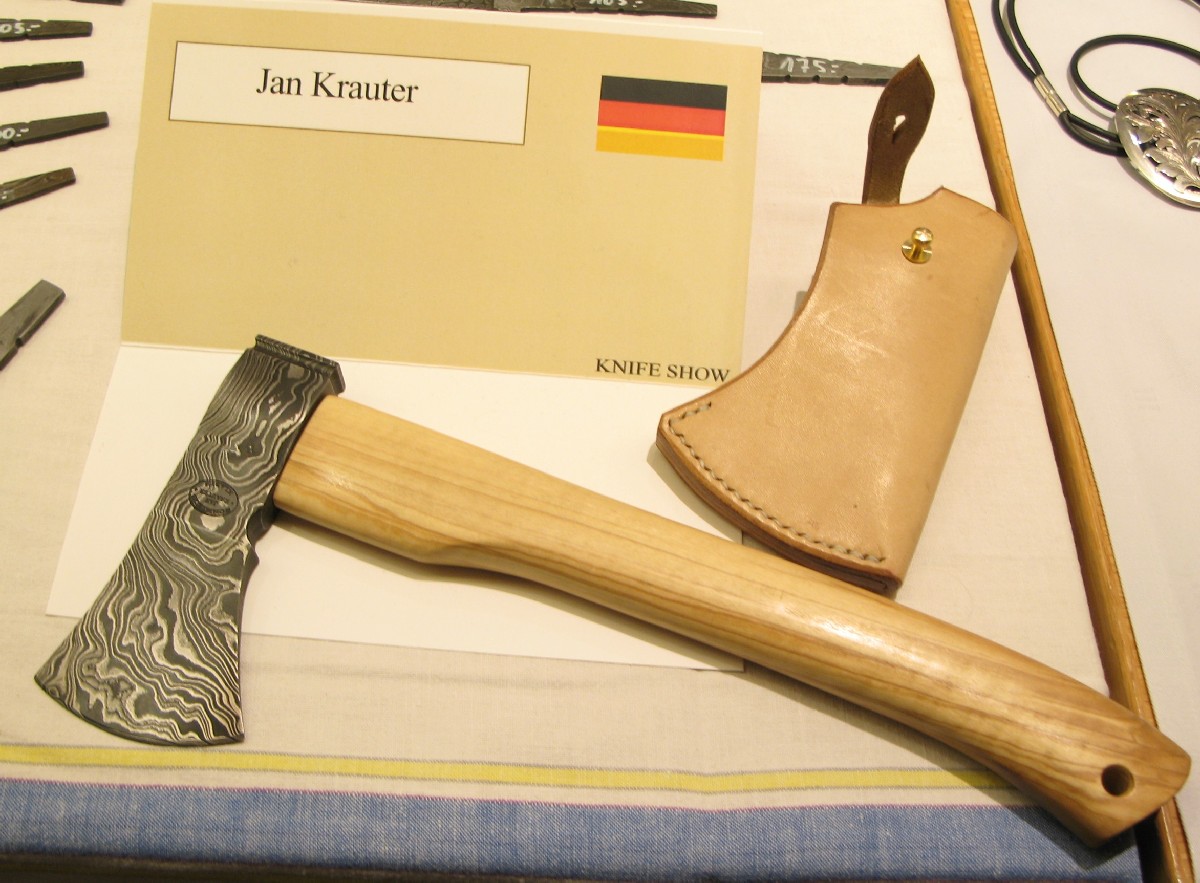 Jan Krauter. Helsinki Knife Show 2011.