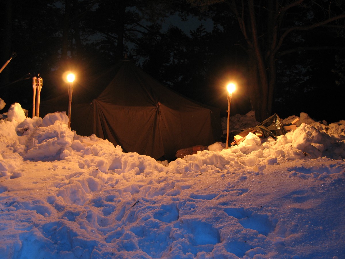 Meie kodu, rootsi sõjaväe telk. Matsirand talvel. Puhka Eestis, Matsi rand.