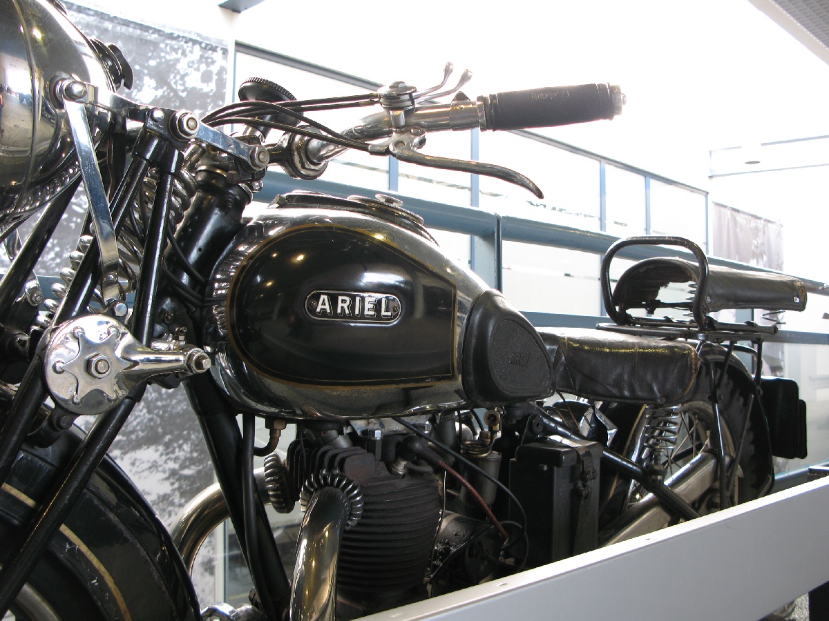 Mootorratas ARIEL - VG 500 