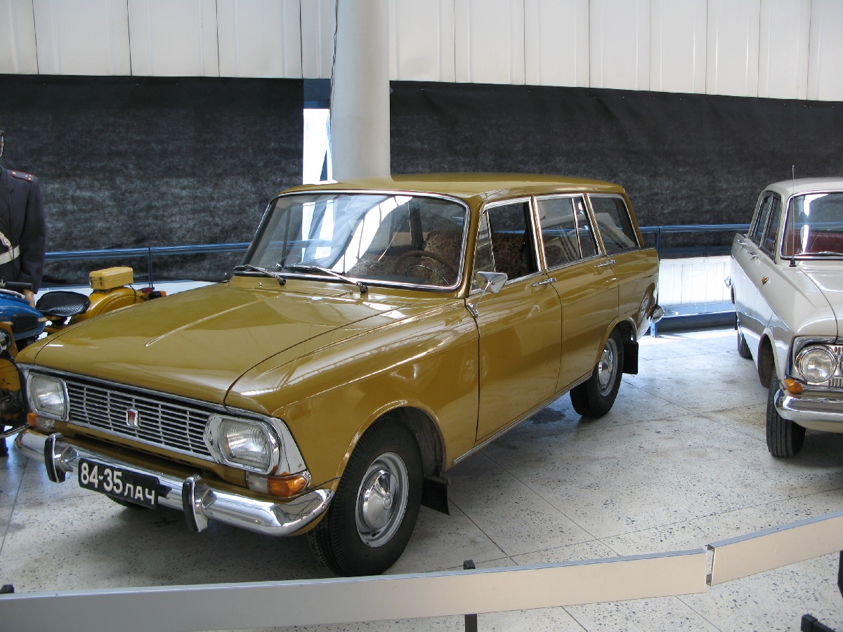 5-door universal Moskvich-408 (Москвич-408). Riia motomuuseum.