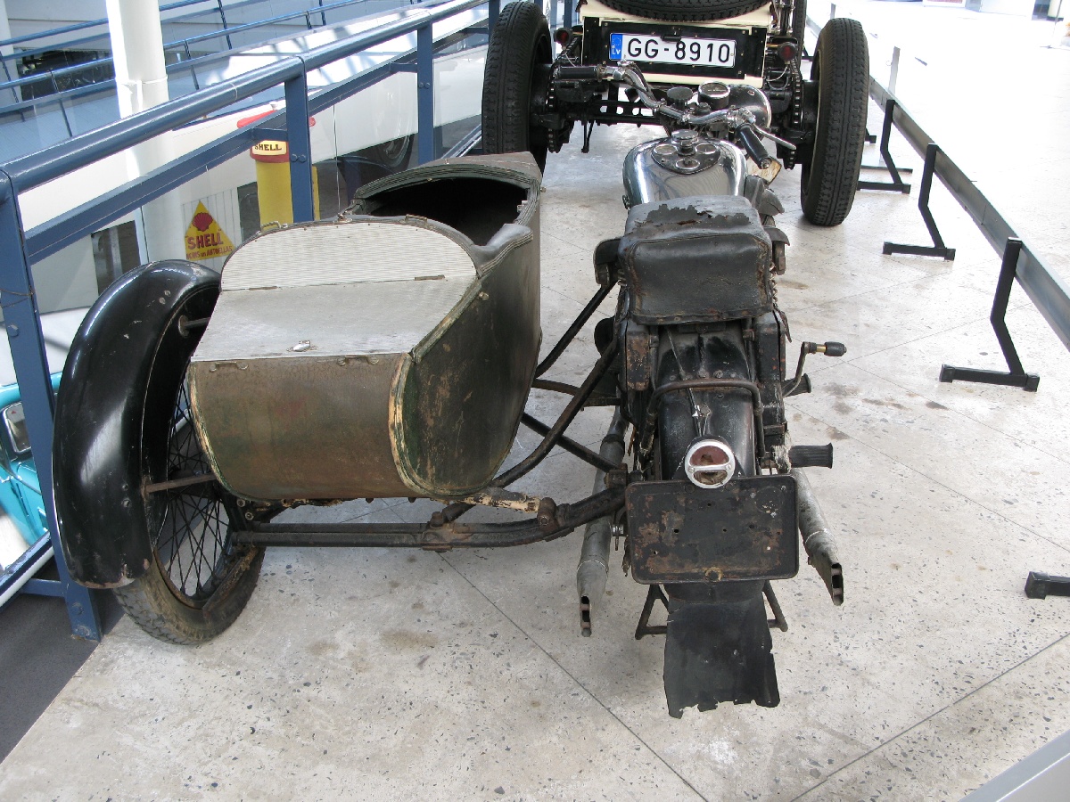 Мотоцикл BSA. Рижский Моторный музей.