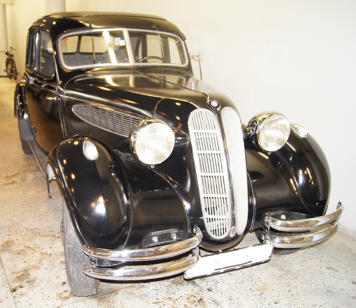 BMW 326, 1938. Riia motomuuseum.