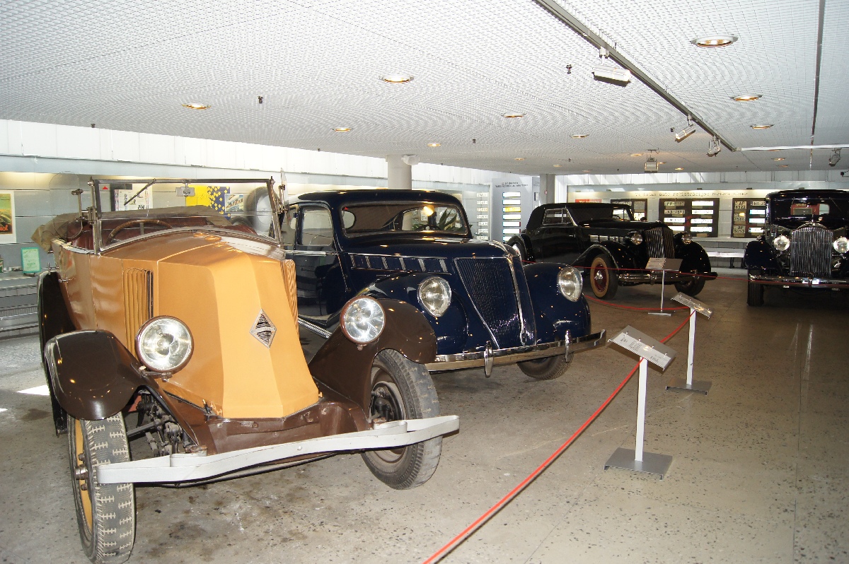  Riga Motor Museum.