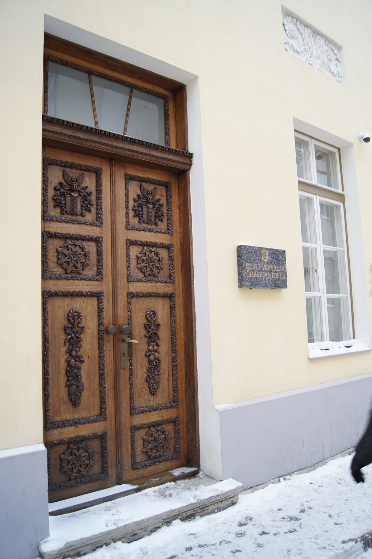 The door. Walking in Tallinn.