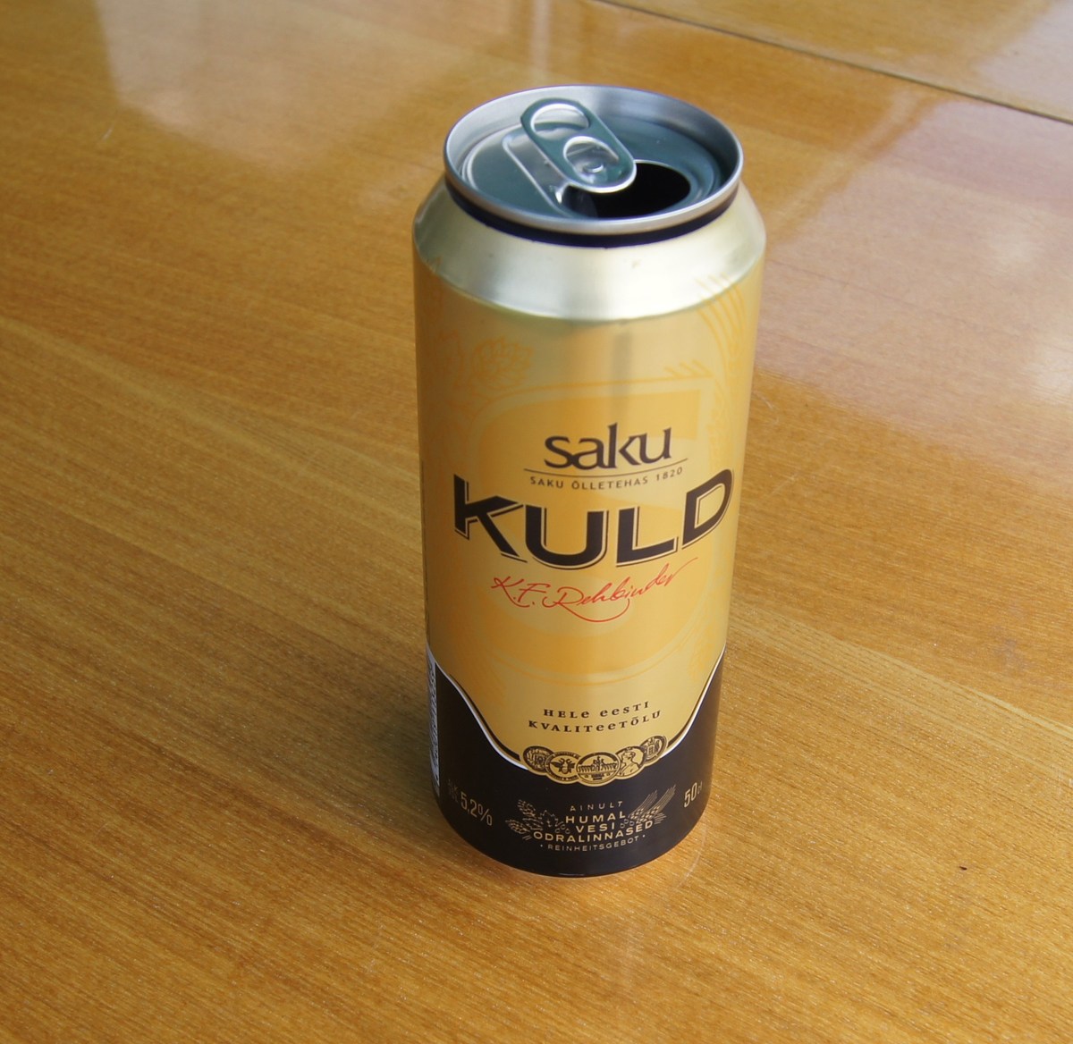  Пиво Saku Kuld.