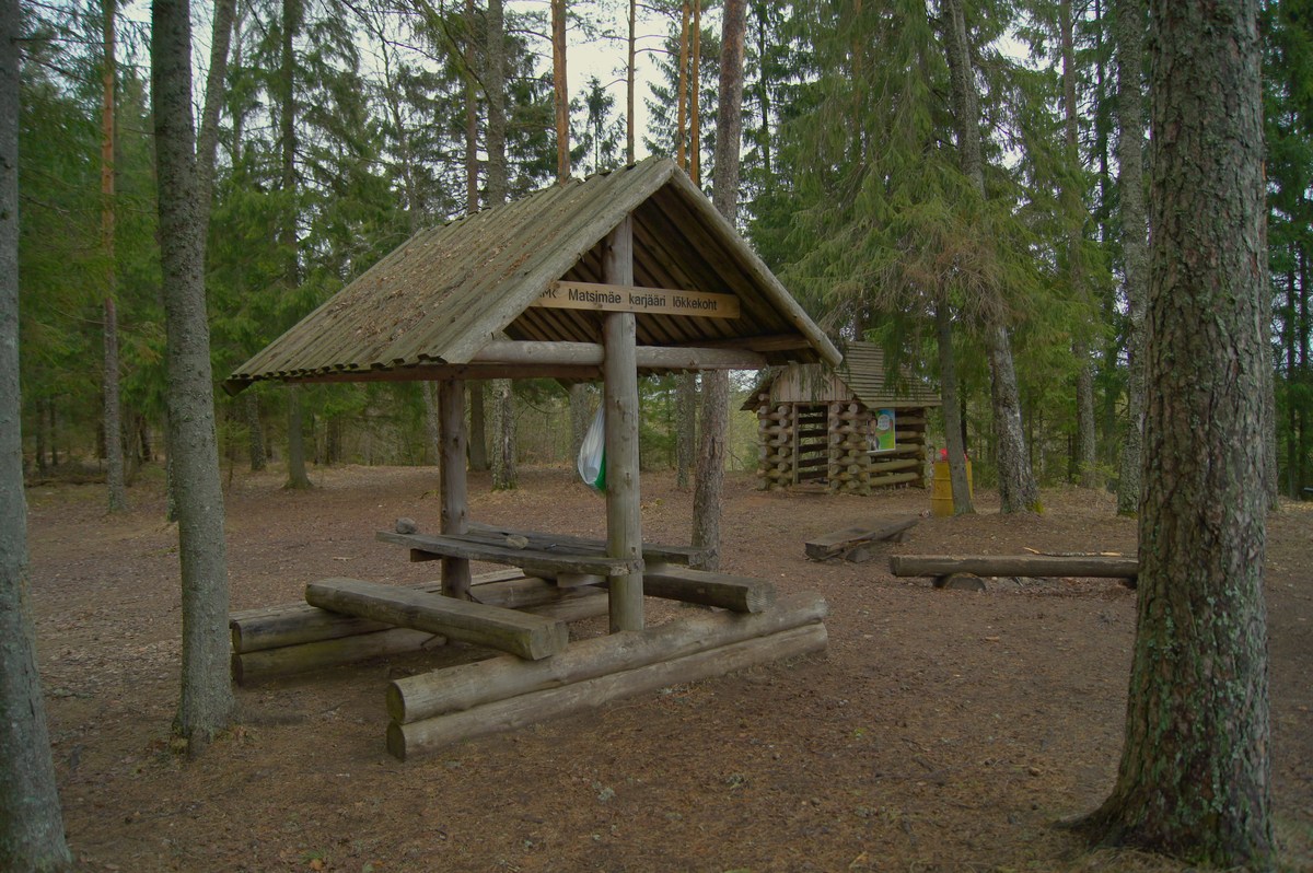  Пикниковое место Matsimäe karjääri lõkkekoht.