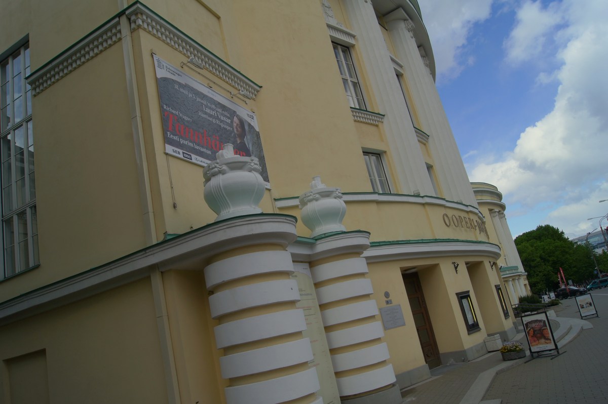  Таллинн, театр Эстония.