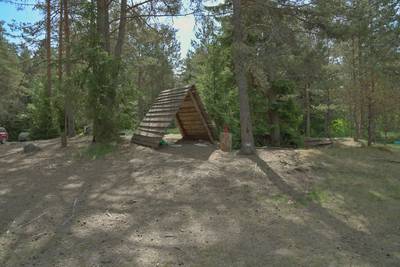 Место для палаток пайн-ярве (Järvi Pärnjärve telkimisala)