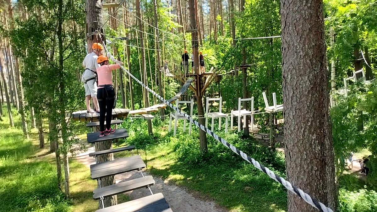  Канатный парк, аттракцион в Латвии.